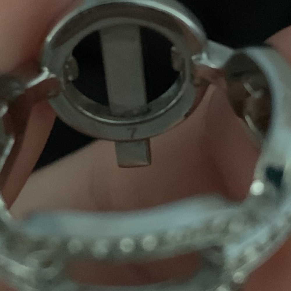 Michael Kors ring - Picture 8 of 8